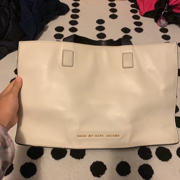 Authentic Marc by Marc Jacobs bag - Picture 2 of 14